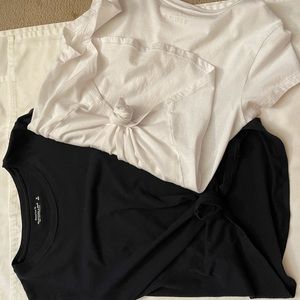 2 Abercrombie knotted t-shirts. Med.